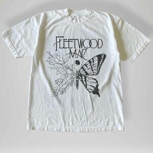 Style Fleetwood Mac Butterfly Graphic Band Tee